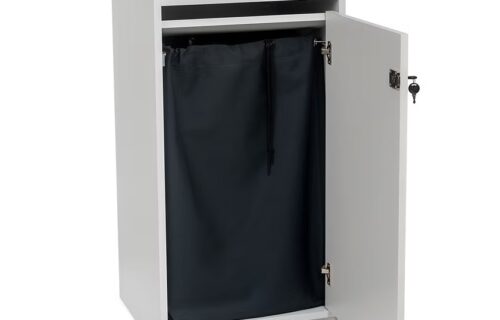 Koka skapji ar maisu