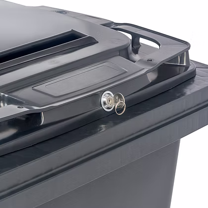 следы-пластиковые-контейнеры-или-открывашки1